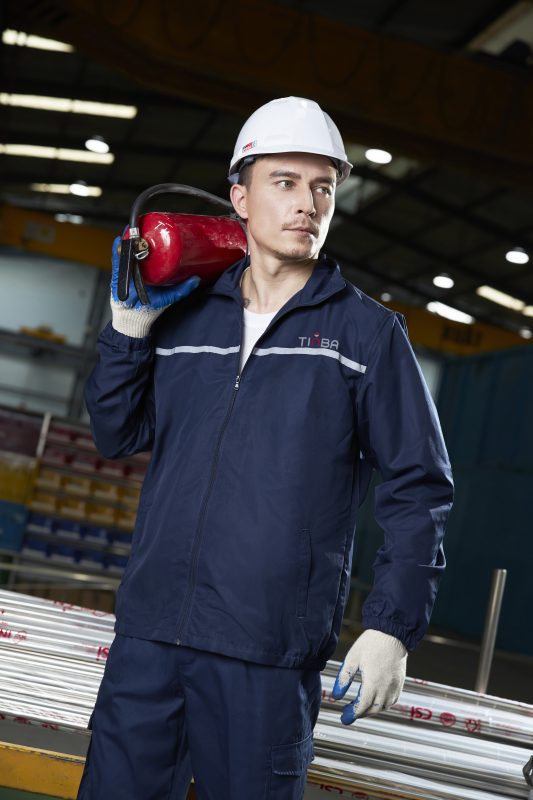 Cách phân biệt chức vụ qua nón công trình xây dựng