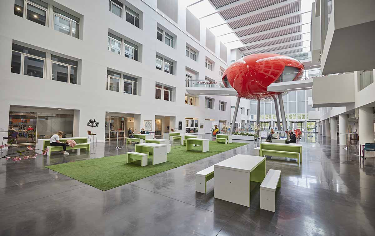 Solent University - Find UK University | AHZ Associates