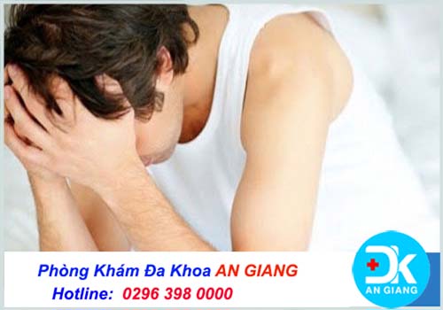 Mọc mụn ở bìu tinh hoàn nam giới là bệnh gì?