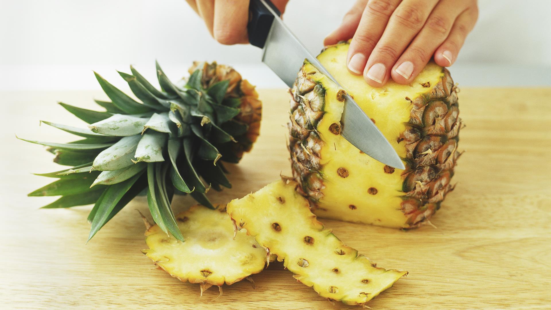 6 Health Benefits of Pineapple | Likesntrends