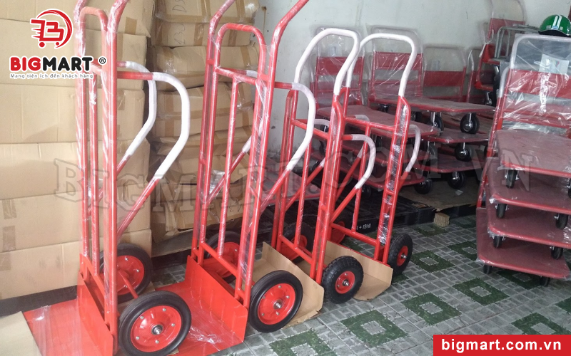 2 Model Xe Đẩy Hàng 2 Bánh Phong Thạnh 300kg Nổi Bật, Nên Mua