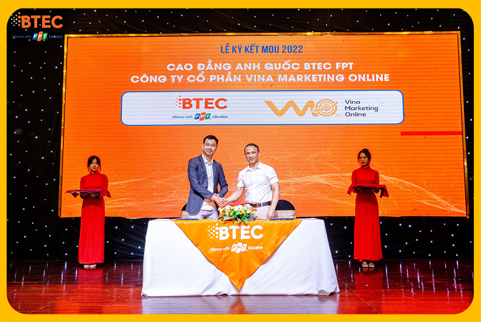 VMO ký kết hợp tác phát triễn nguồn nhân lực BTEC FPT