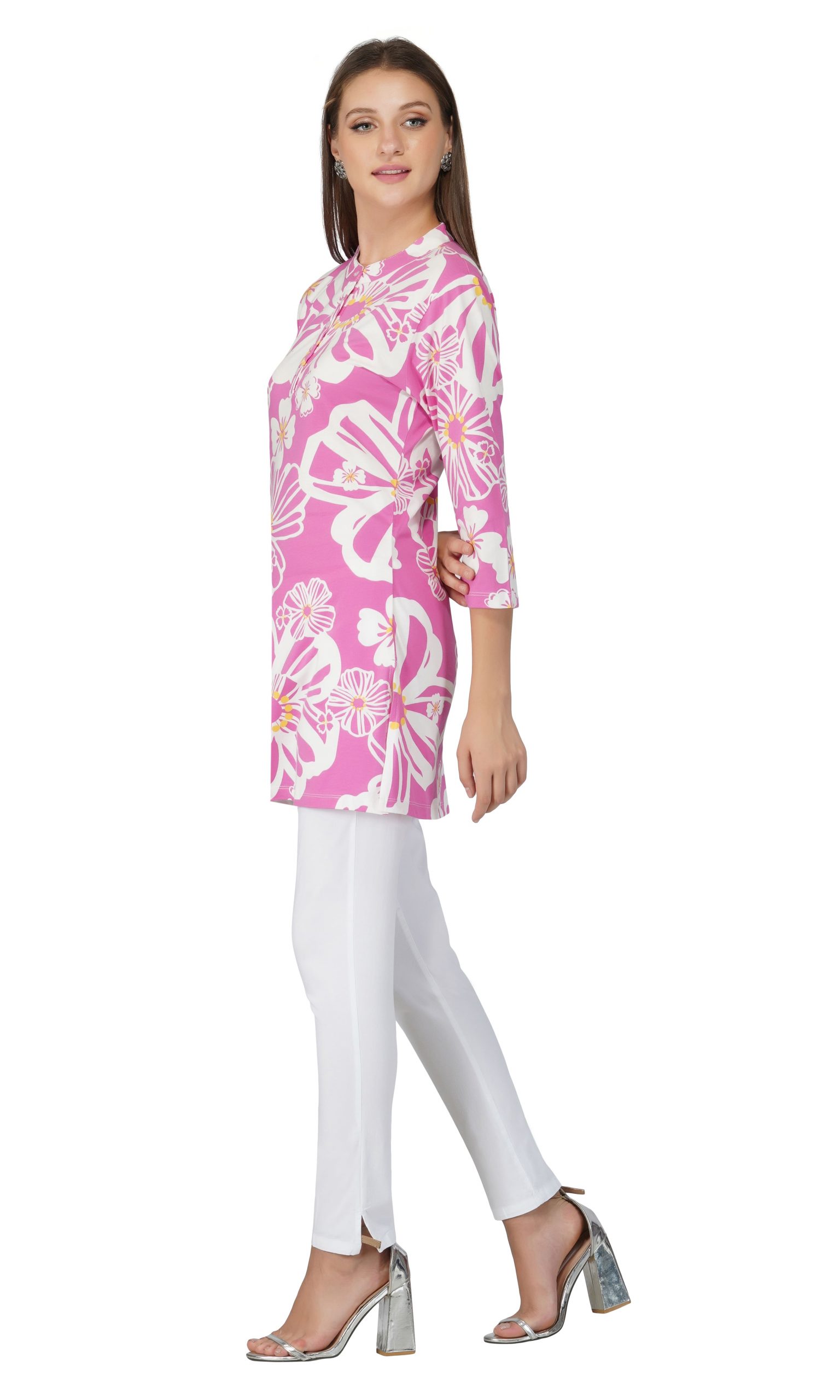 How to Pair Straight Pants for Women with Short Kurti? - PaperCrush