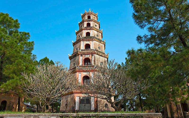 Thien Mu Pagoda in Hue: All You Need to Know Before You Go