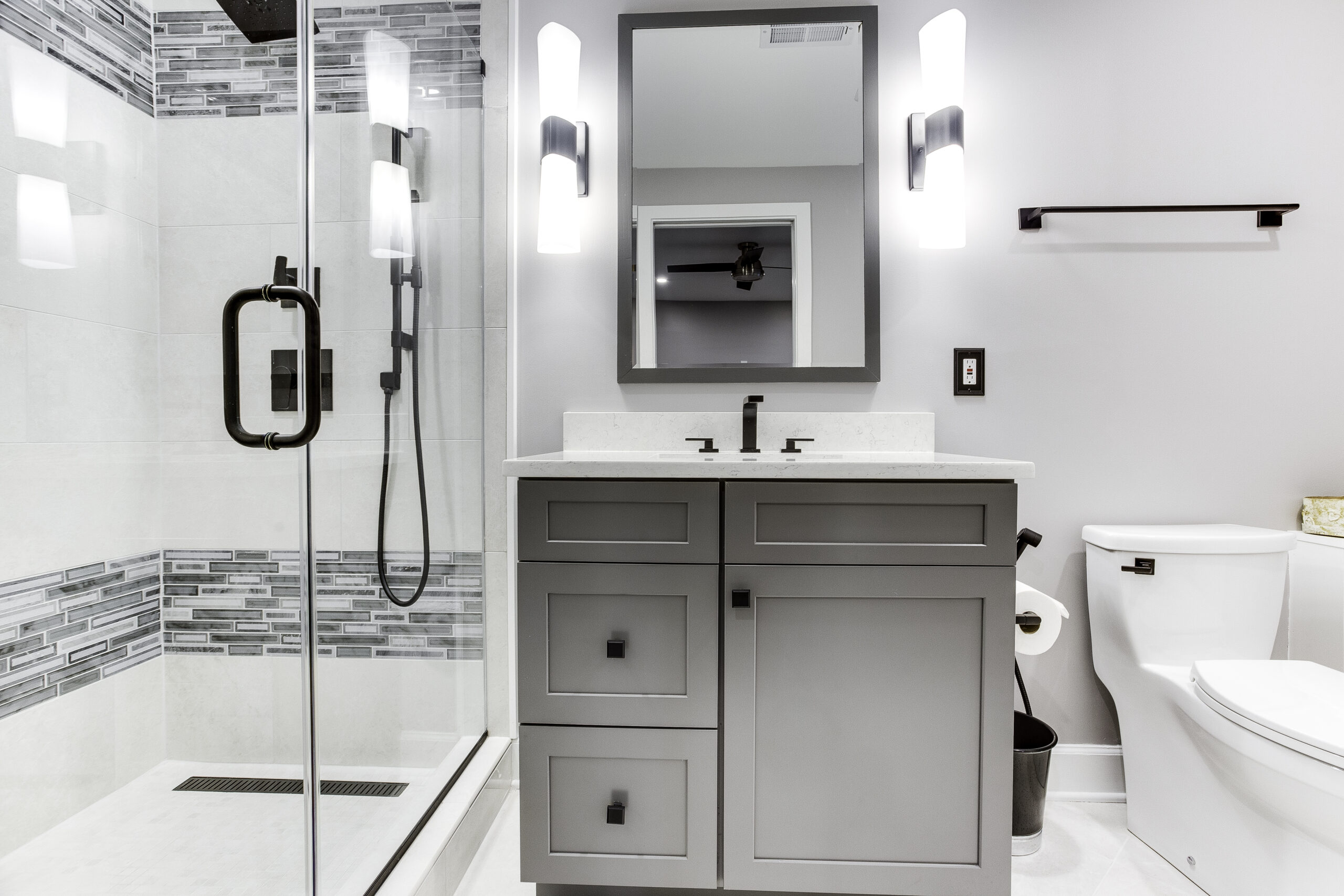 Top Tips for A Small Bathroom Makeover That You Must Know - EA Home Design