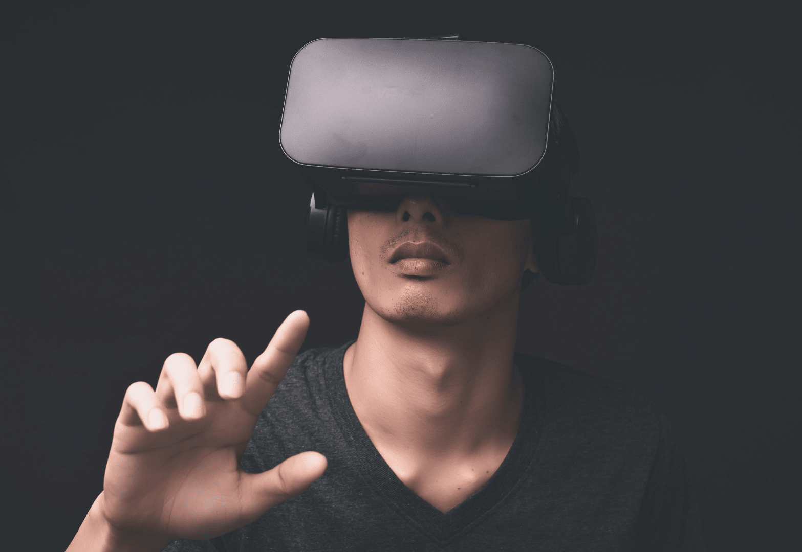 Steps for Getting Certified as a Metaverse Expert - Beardy Nerd