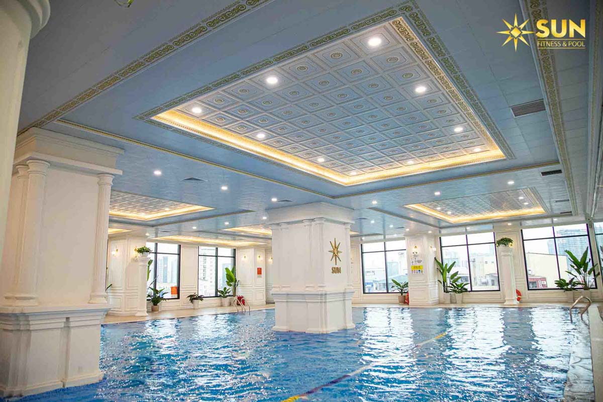 Bể bơi nước mặn là gì? Lợi ích và công nghệ bể bơi nước mặn