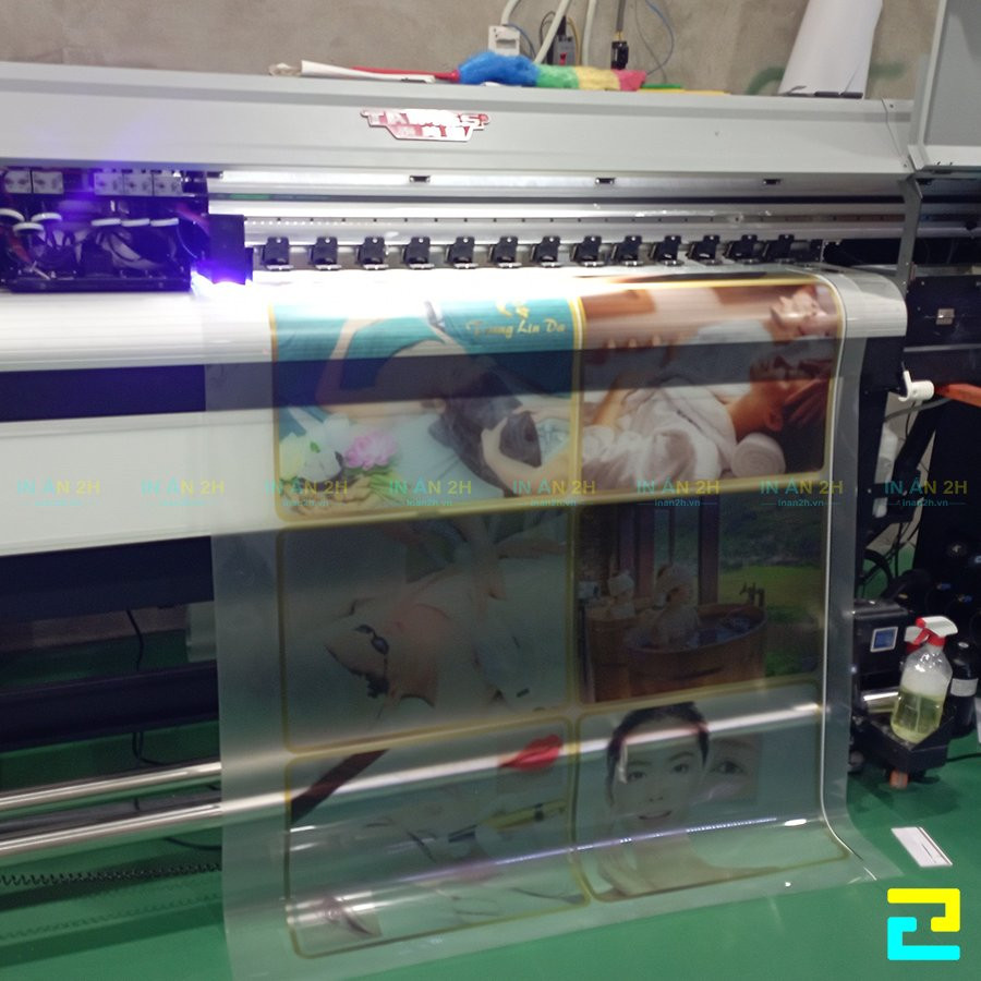 Chuyên In UV Trên Backlit Film Có Keo Và Không Keo Uy Tín