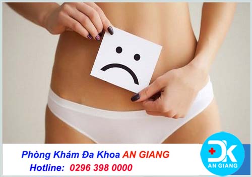 Bị ngứa môi bé ở phụ nữ là bệnh gì? Có nguy hiểm không