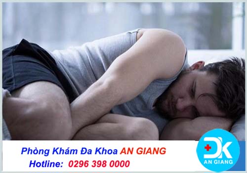 Đau buốt khi xuất tinh ở nam giới là bị bệnh gì? Bác sĩ chia sẻ