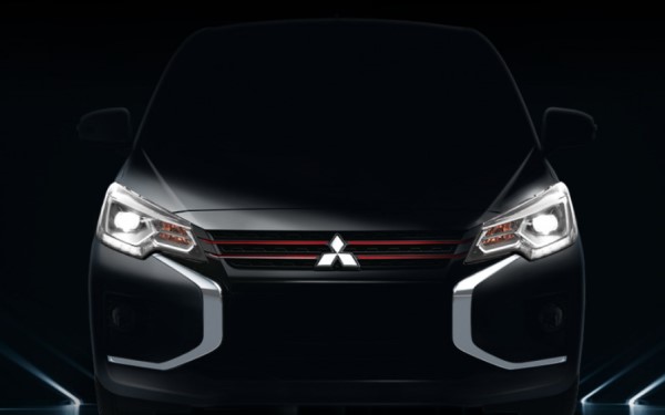 Xe Mitsubishi Attrage màu đen hạ gục bạn ngay từ cái nhìn đầu tiên