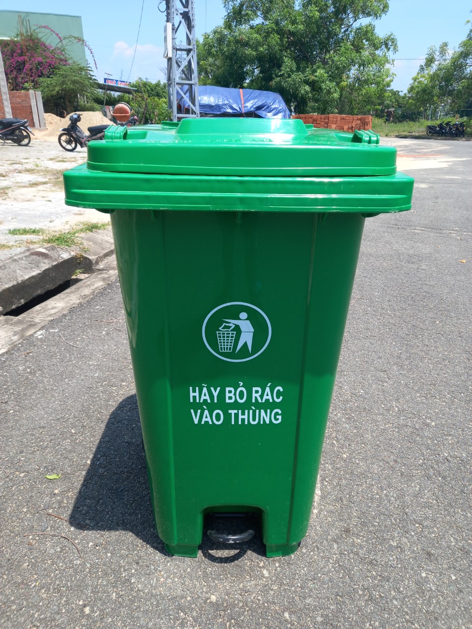 Thùng rác đạp chân cao cấp giá rẻ - Công ty Gia Huy