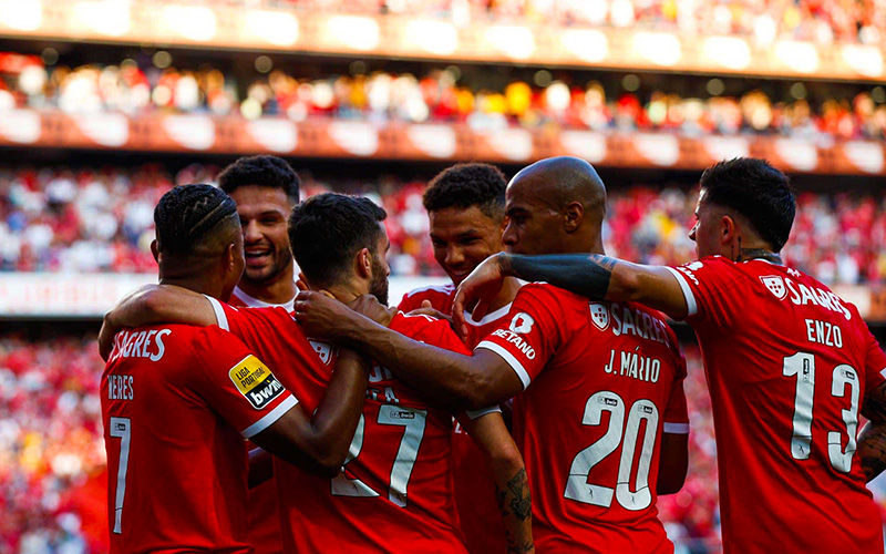 Soi kèo Benfica vs Juventus lúc 2h00 ngày 26/10/2022