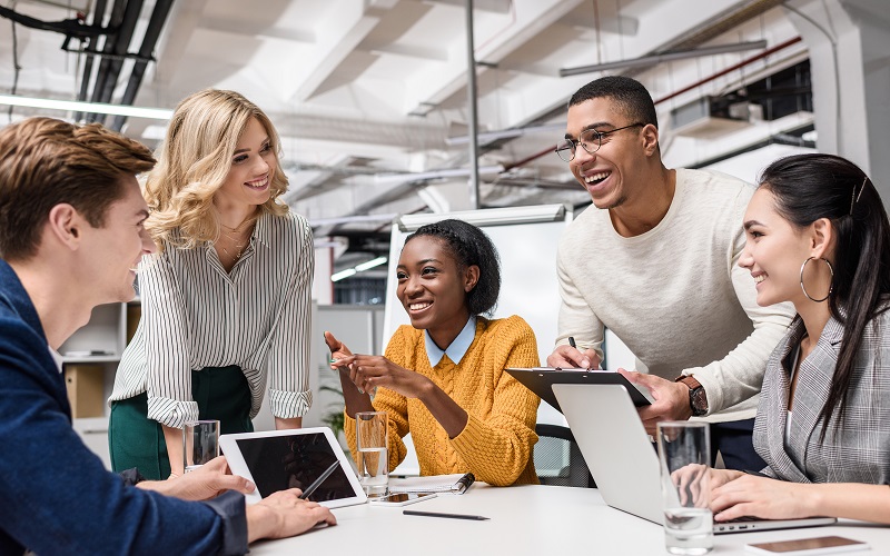 Lộ trình thăng tiến cho Nhân viên kinh doanh