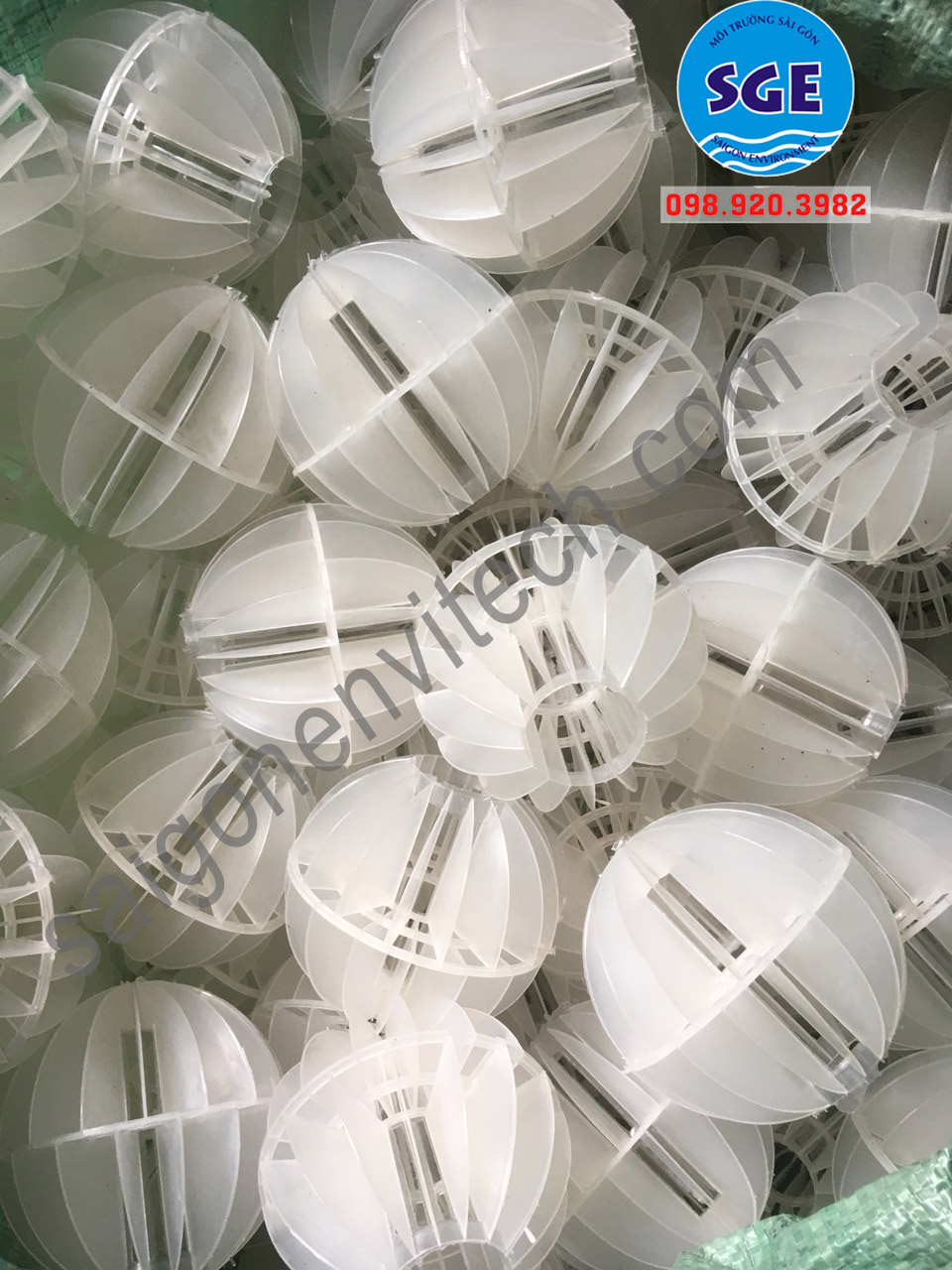 so sánh giữa phương pháp xử lý nước thải bằng đệm vi sinh và phương pháp khác