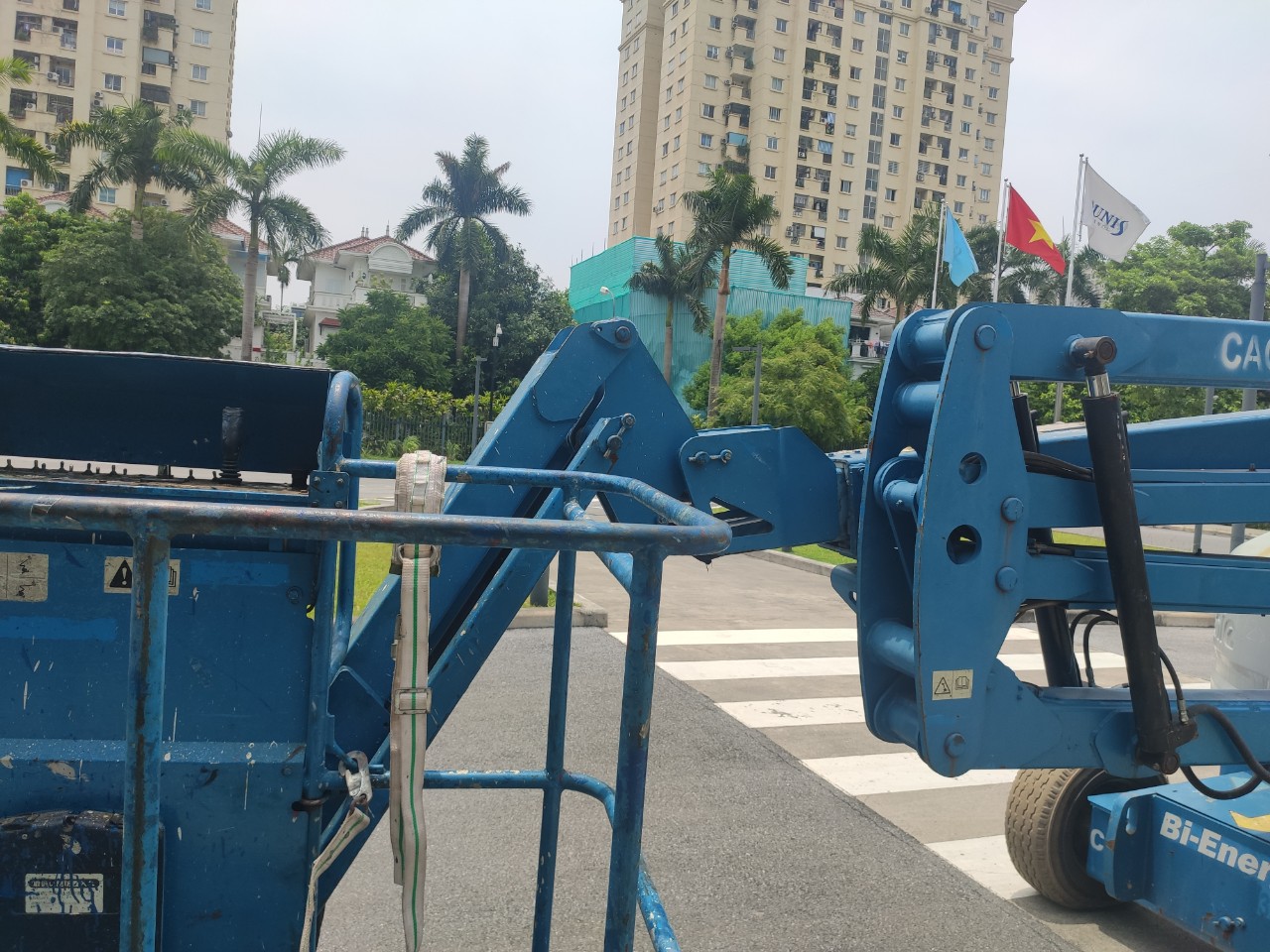 Cao sơn cung cấp dịch vụ cho thuê xe nâng người tại Hải phòng 2022.