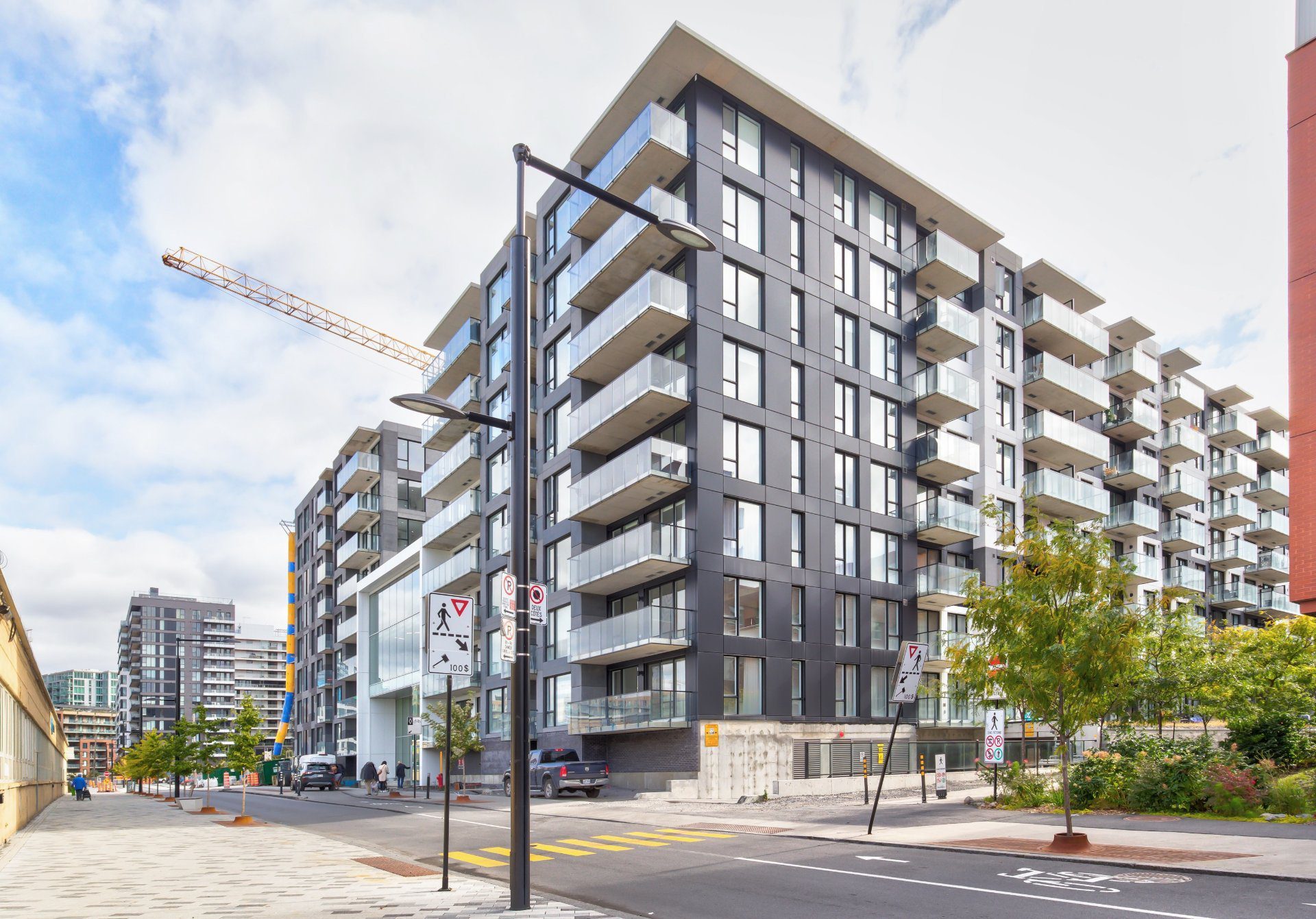 Apartment > BEHROOZ DAVANI