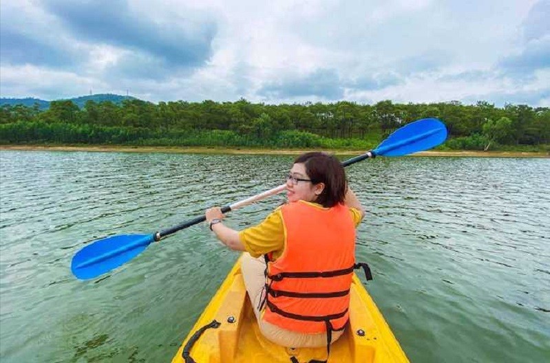 Kinh nghiệm du lịch Hồ Yên Thắng Ninh Bình