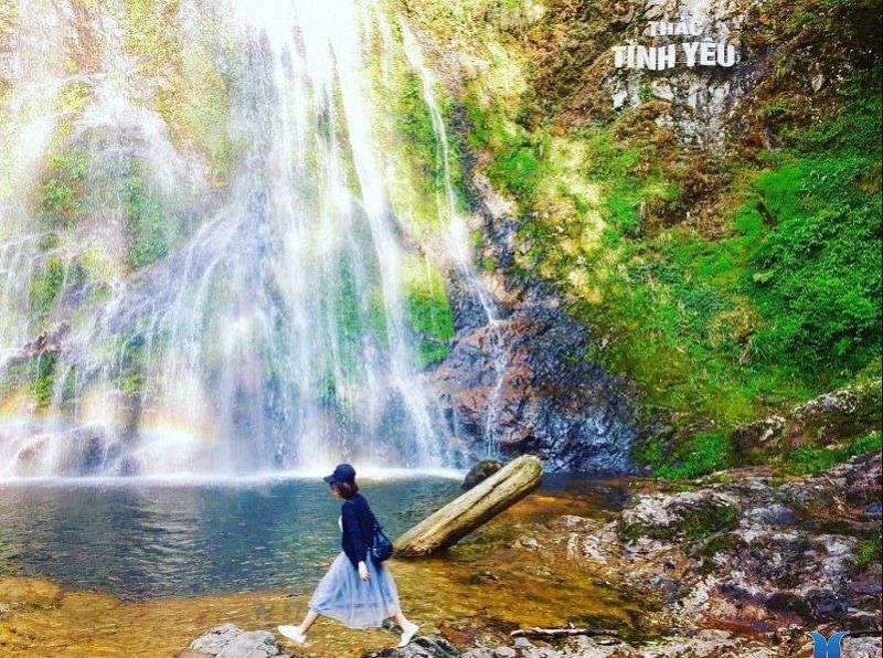 Thác Tình Yêu - Vẻ đẹp hùng vĩ giữa rừng Tây Bắc 