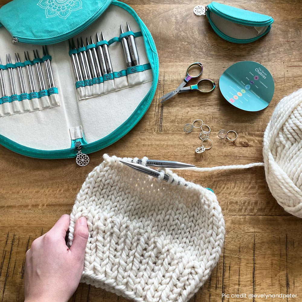 Beginners Guide to Knit a Hat with Mindful Knitting Needles