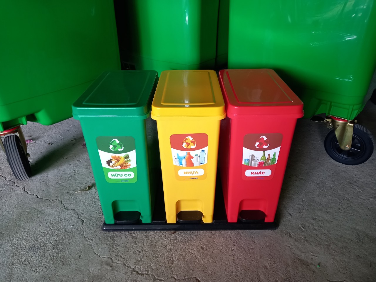 Thùng rác phân loại rác thải môi trường tại Đà Nẵng- Gia Huy