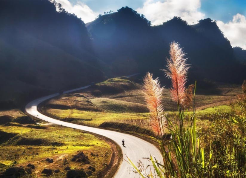 Tour Hà Nội – Sơn La – Điện Biên – Mộc Châu 4 Ngày 3 Đêm