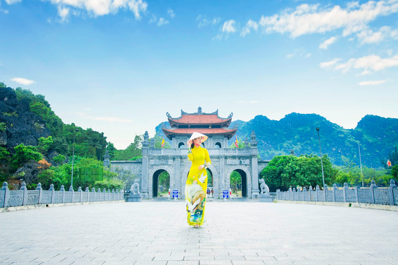 Du lịch ninh bình tự túc từ TpHCM