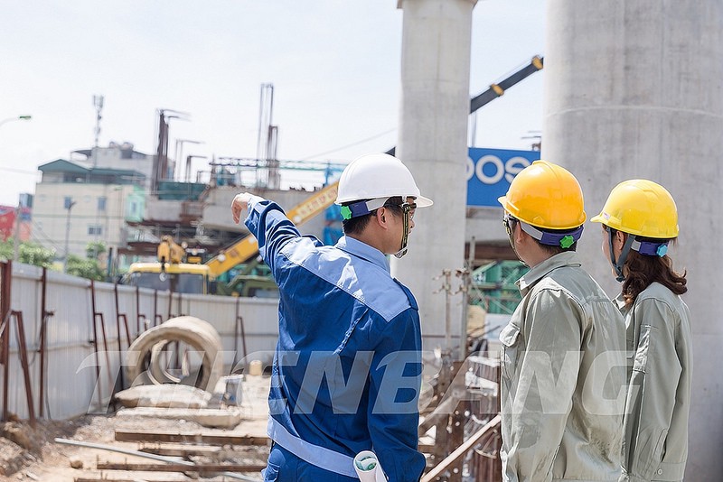 5 tiêu chí may quần áo đồng phục công nhân xây dựng chất lượng