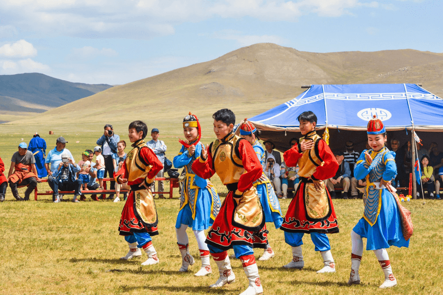 Mongolian Traditional Dances and Musics | 4 Impressive Type