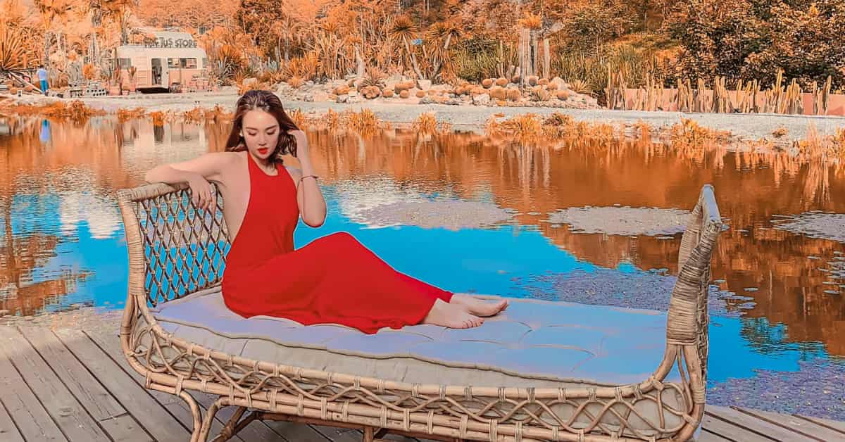 Ngọc Mai là ai? Nữ tiếp viên hàng không đại diện cho ĐT Thuỵ Sĩ