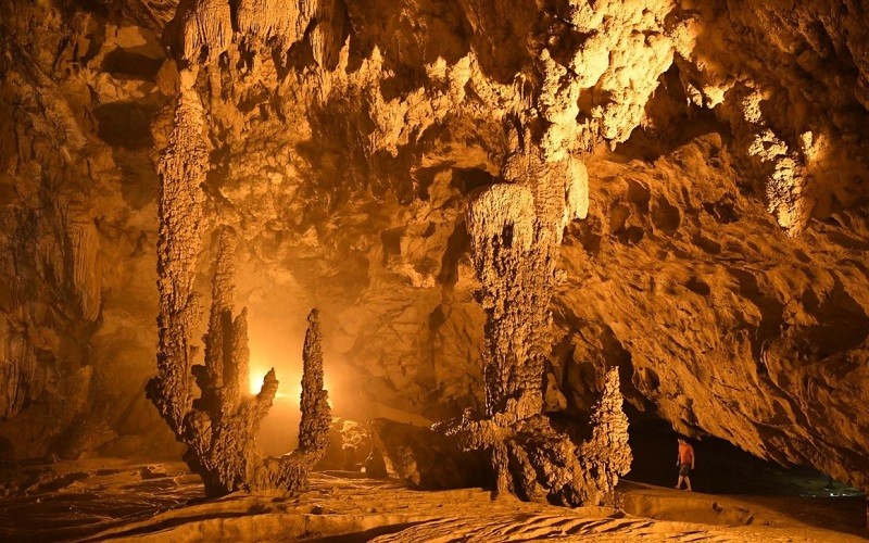 Khám phá du lịch Hang Mỏ Luông Mai Châu chi tiết nhất 2022