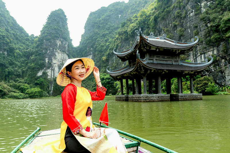 Kinh nghiệm du lịch Ninh Bình tháng 10 ăn gì ở đâu?