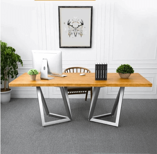 Bàn làm việc chân sắt mặt gỗ - Xu thế nội thất văn phòng tương lai - Chairking