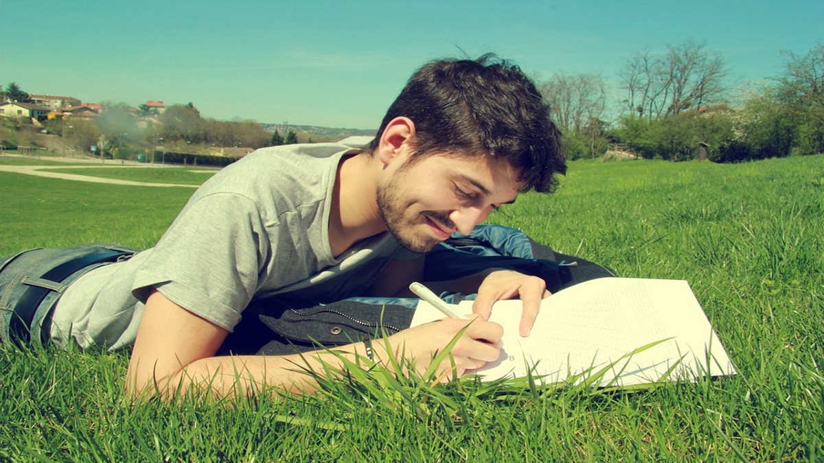 Get Excellent Grades with Best Assignment Writing Services -