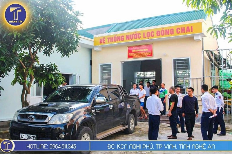 Dự án lắp đặt hệ thống nước đóng chai chiết rót tự động (đội ma tuý số 2)