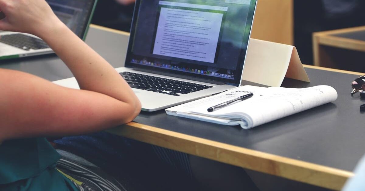 Top 8  Advantage of Modern Online Education System