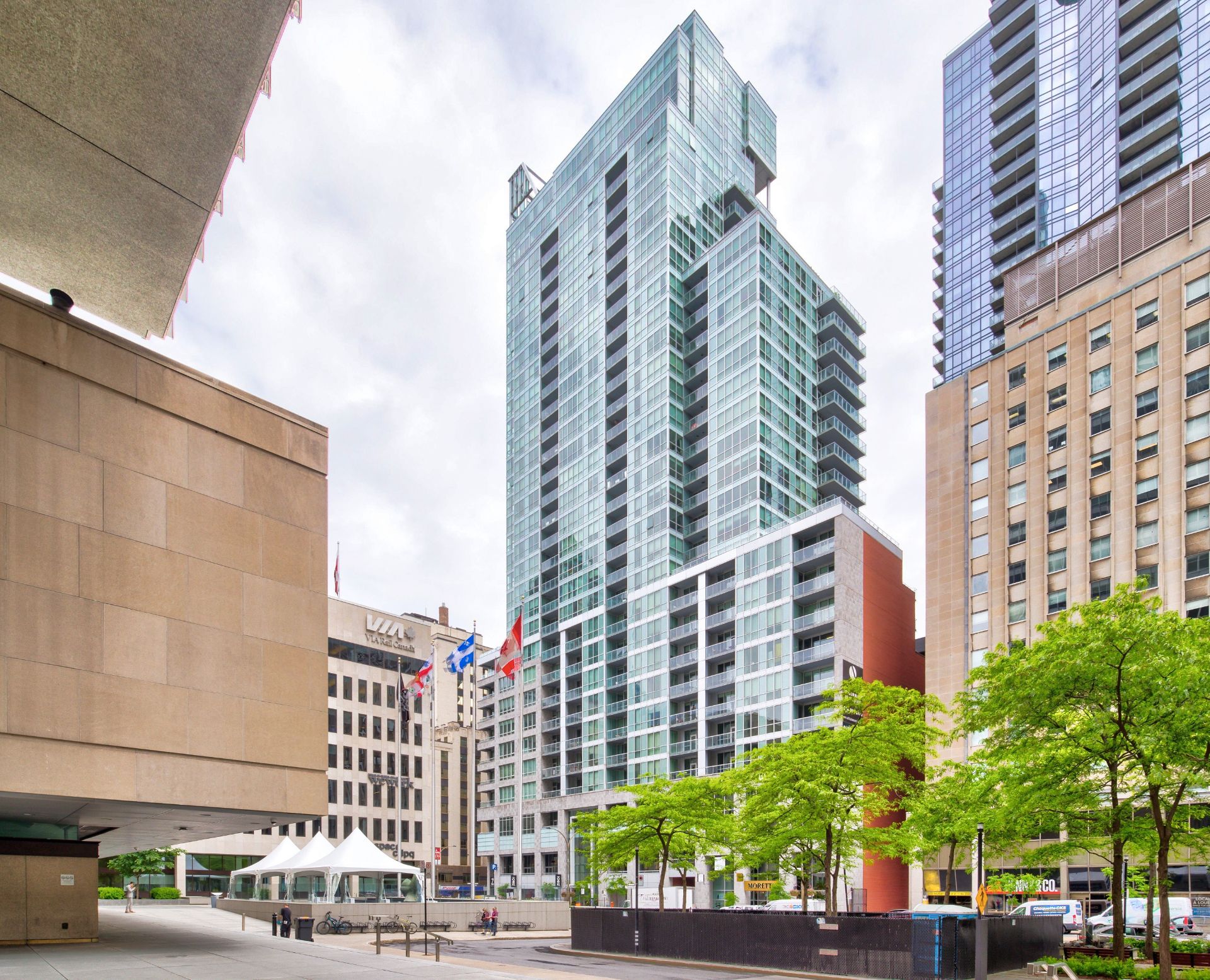 Appartement > BEHROOZ DAVANI