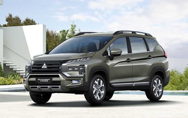 Đánh giá nội thất Xpander Cross 2023: hình dáng của Pajero Sport?