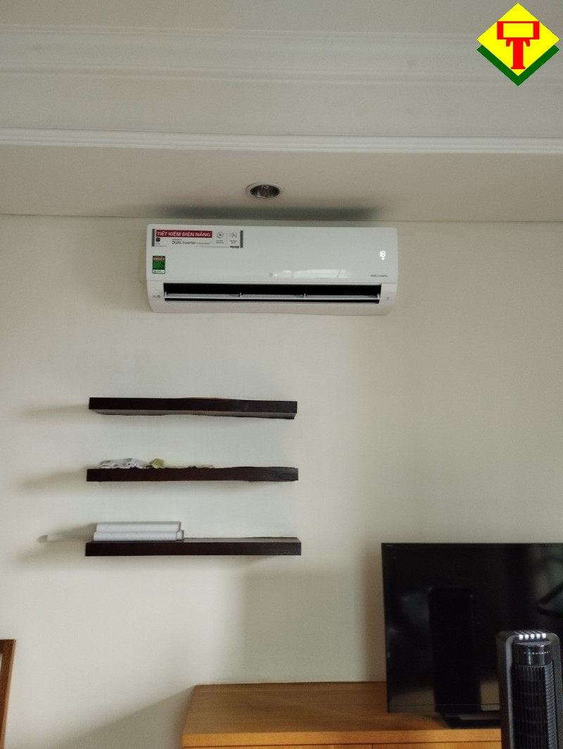 Sửa máy lạnh hóc môn