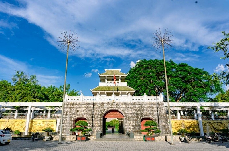 Tour Điện Biên - Sơn La 3 ngày 2 đêm | Xuất phát từ Hà Nội