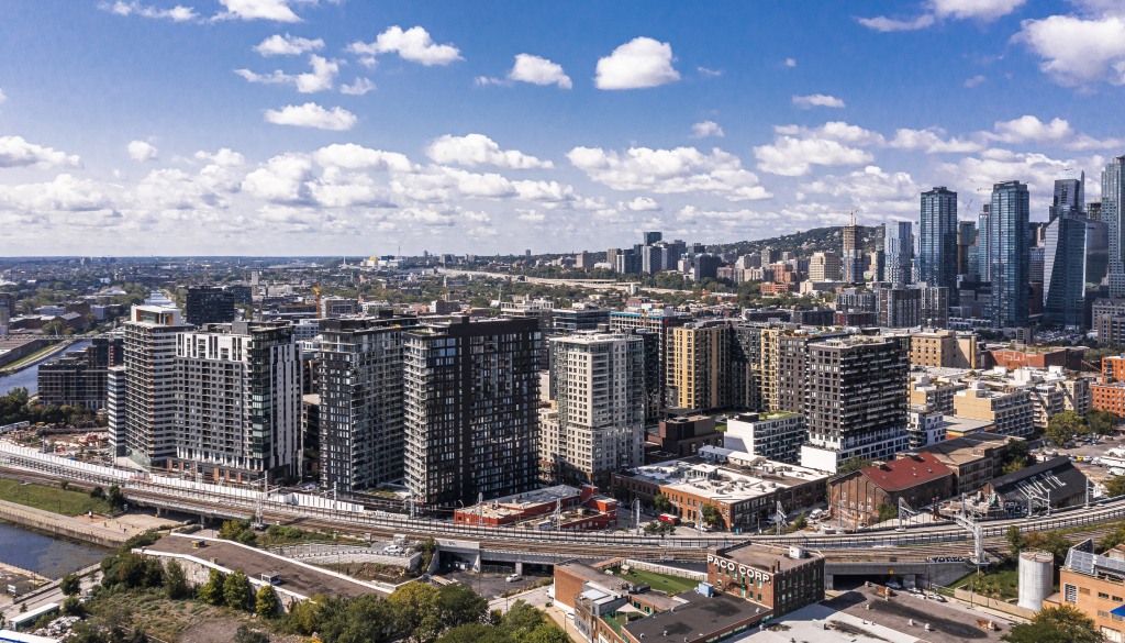 SELLING YOUR DOWNTOWN MONTREAL PROPERTY > BEHROOZ DAVANI