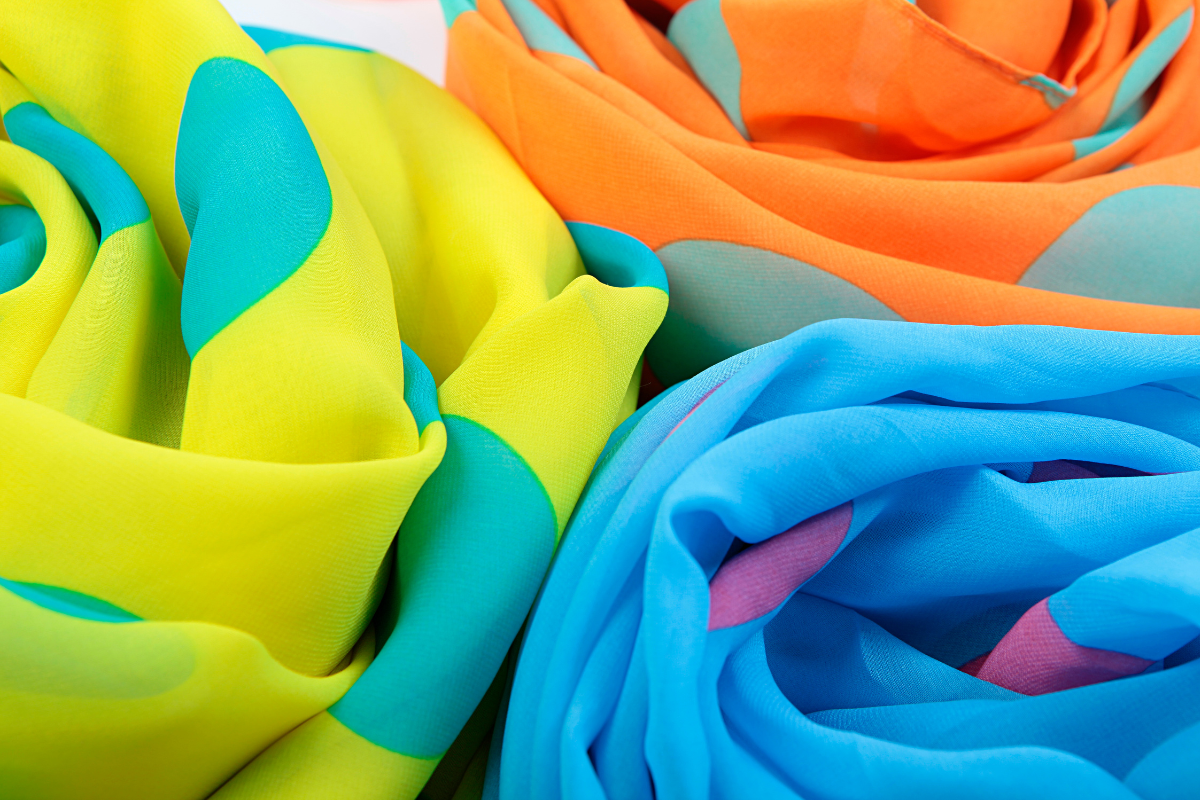 Reasons You Should Wear A Silk Scarf Instead Of Cotton