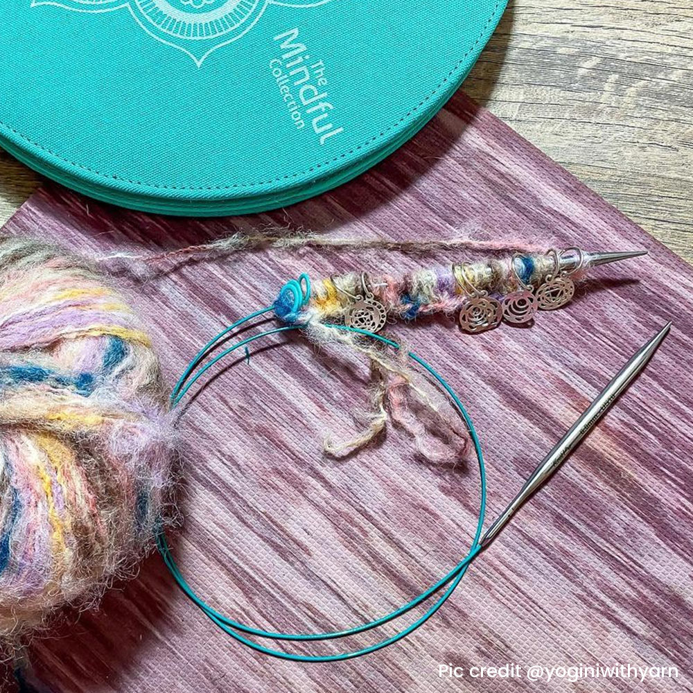 Knitting in Round: Magic Loop VS Double-Pointed Needles