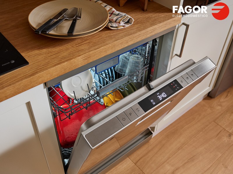 Những công dụng phụ ít ai biết của máy rửa bát - Fagor