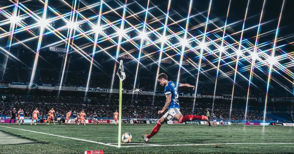 Theerathon là ai? Hậu vệ trứ danh của Thái Lan mạnh đến mức nào?