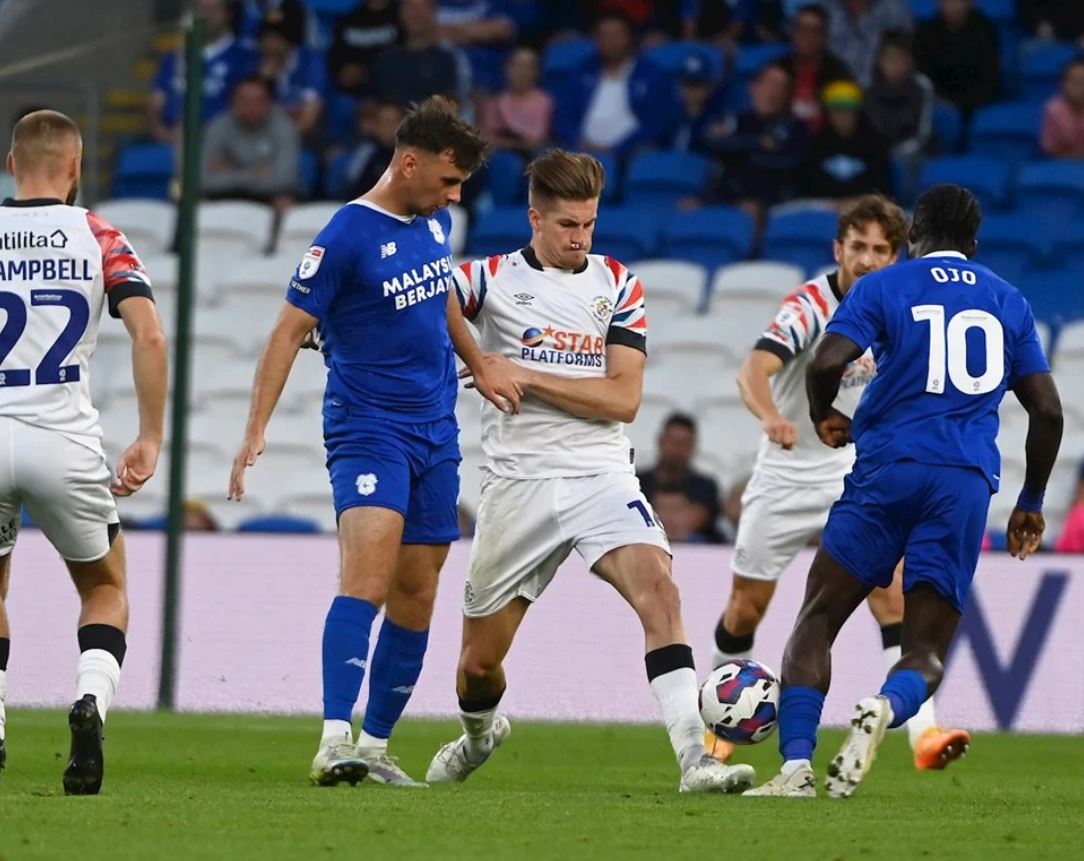 Nhận định, soi kèo Luton vs Cardiff, 2h45 ngày 1/2/2023