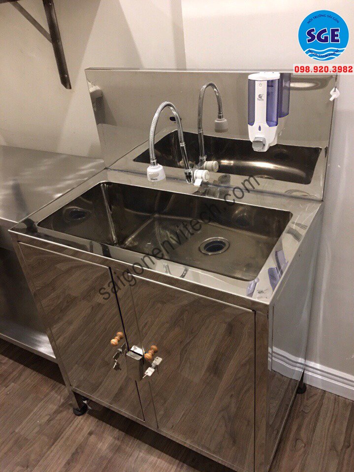 Bồn rửa tay y tế 1 vòi giá rẻ cho bệnh viện phòng khám