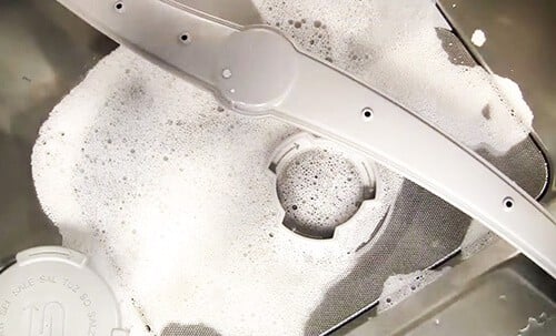 Dùng máy rửa bát UTC - Không lo phải thông tắc máy rửa bát – Máy Rửa Bát Sóng Siêu Âm UTC