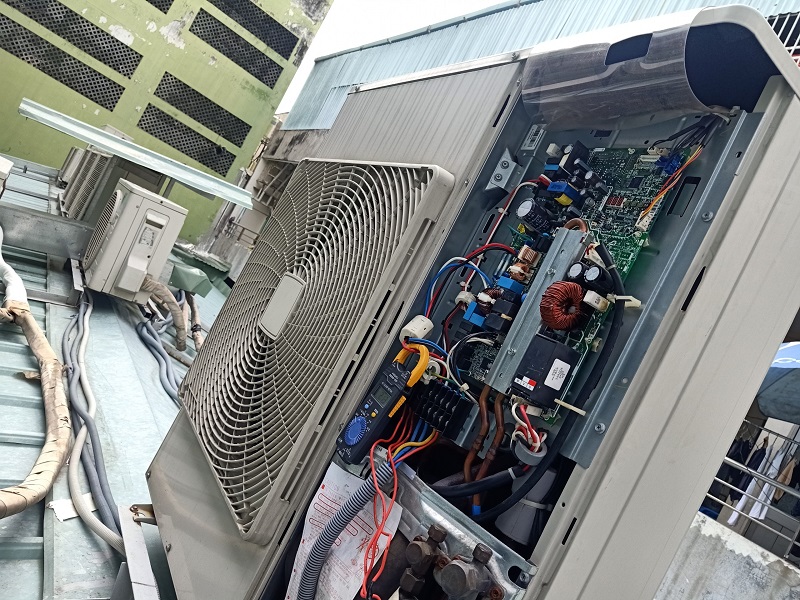 Sửa máy lạnh quận 12: Nguyên nhân khiến máy lạnh bật tắt liên tục và cách khắc phục