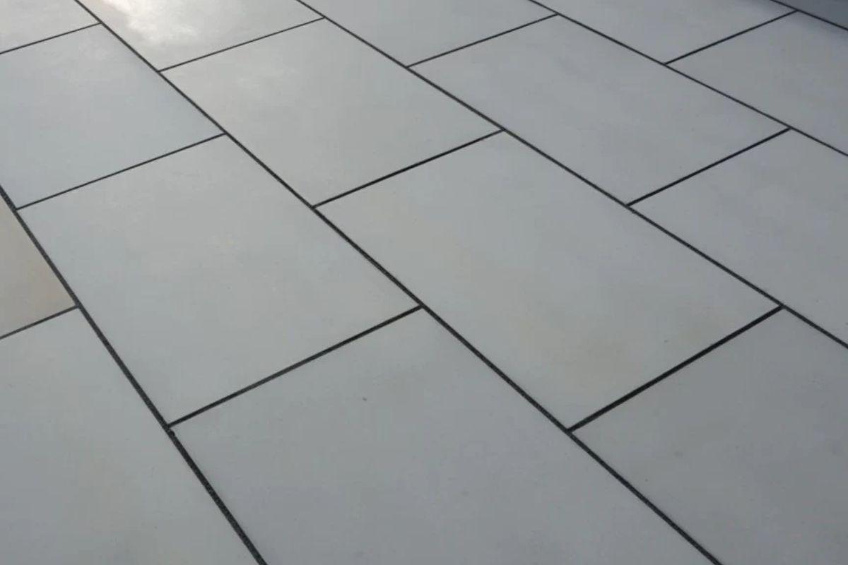 Some Reasons in Favor of Choosing Kandla Grey Indian Sandstone Paving Slabs